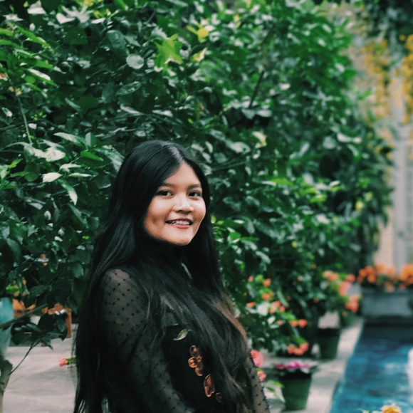 Meet your Posher, Odalis - Picture 1 of 1